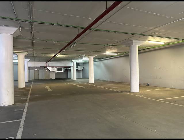 5,835M² OFFICE TO LET IN SANDTON CENTRAL